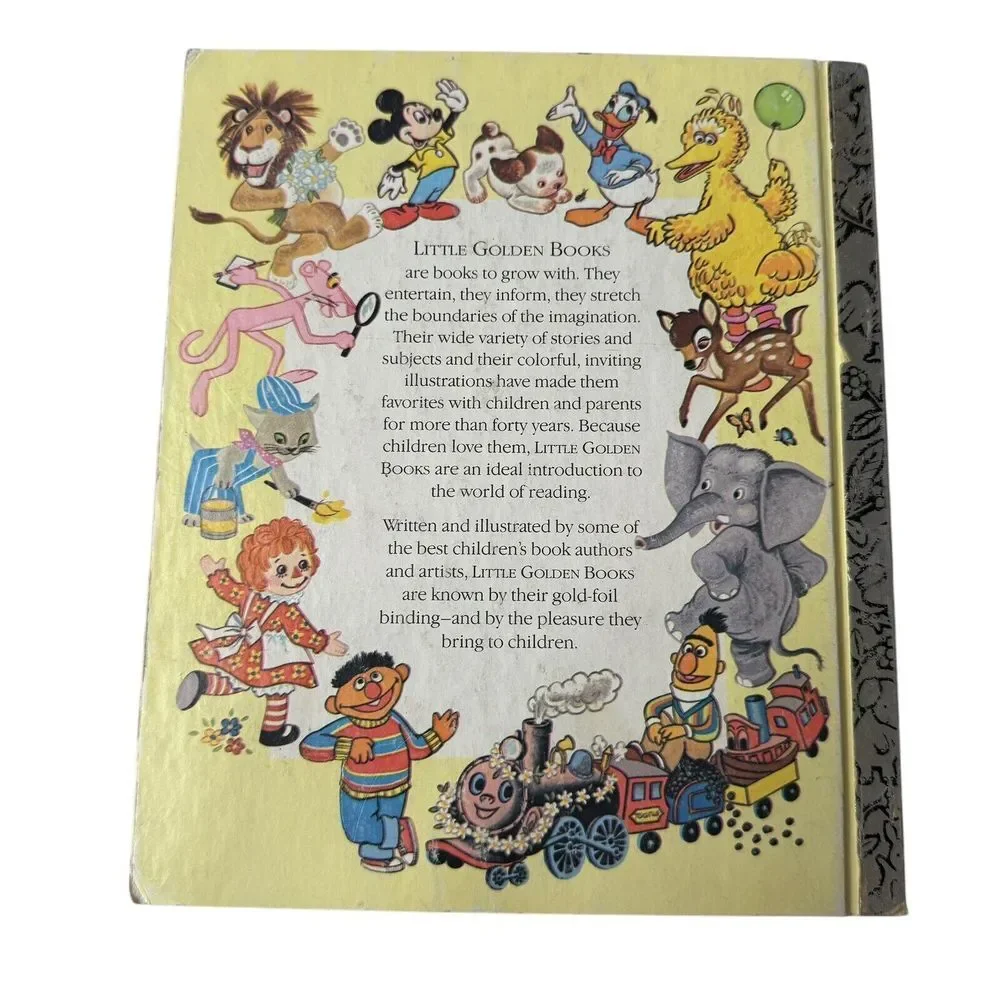 A Little Golden Book Sesame Street Grover's Own Alphabet Hardcover 1978 Vintage‎